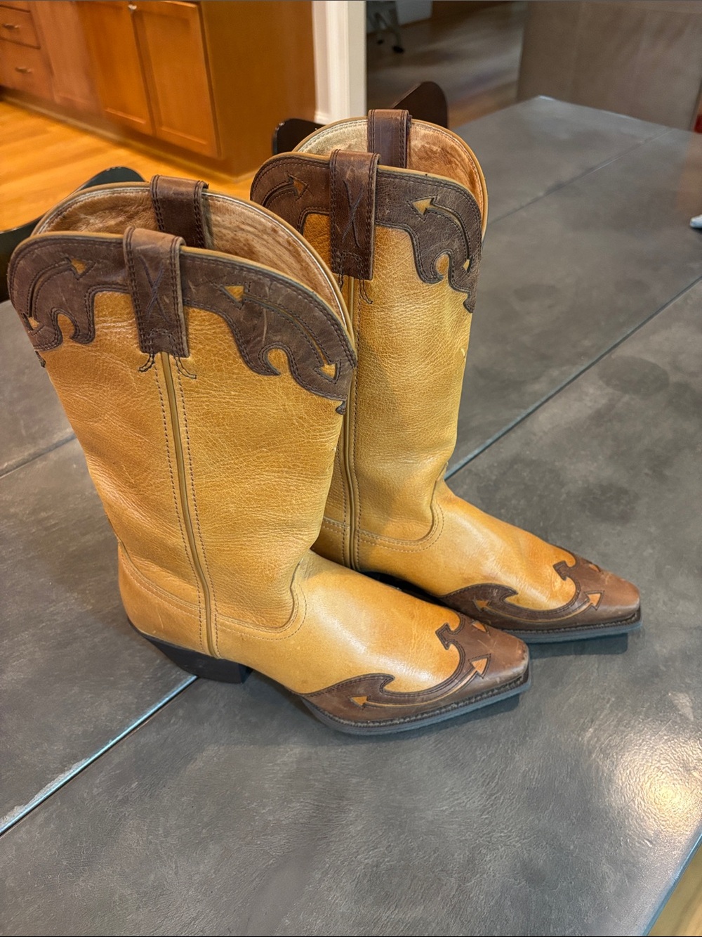 Twisted X Tan & Brown Leather Western Cowboy Boots